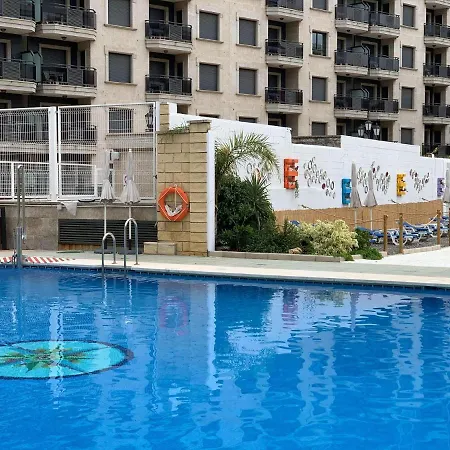Snug In With Solarium Fuengirola